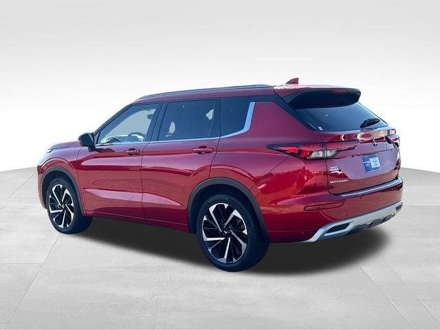 Used 2022 Mitsubishi Outlander SEL FWD image 3