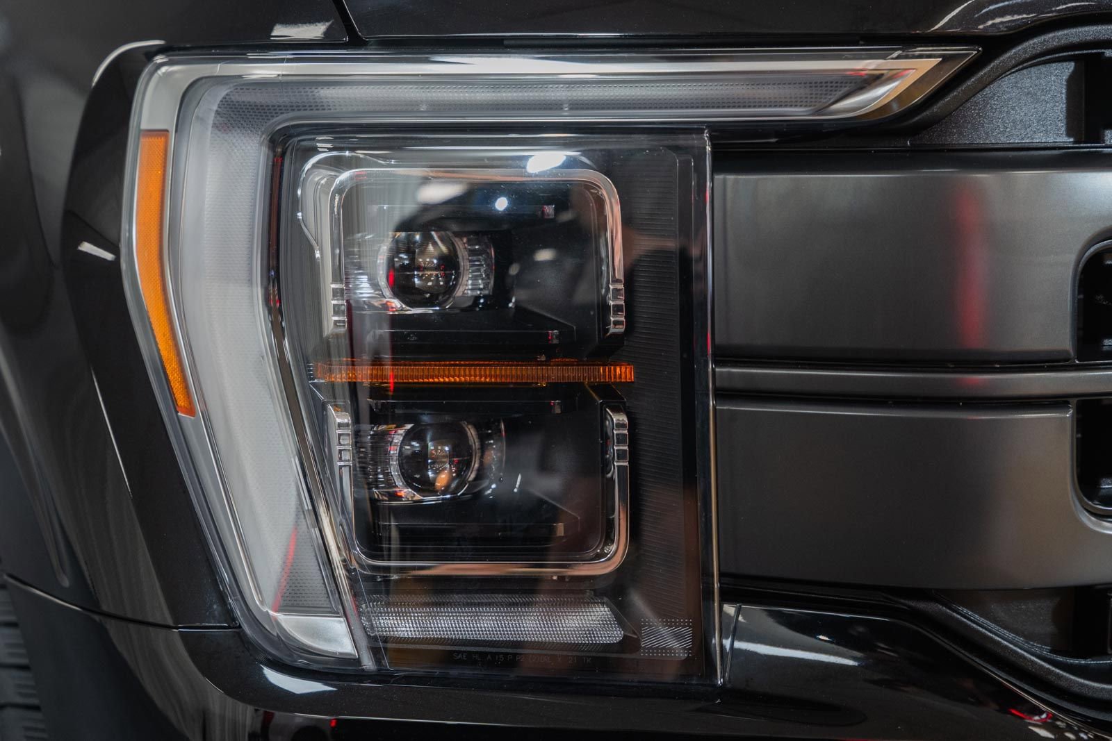 Certified 2023 Ford F150 Lariat w/ Equipment Group 502A High image 11