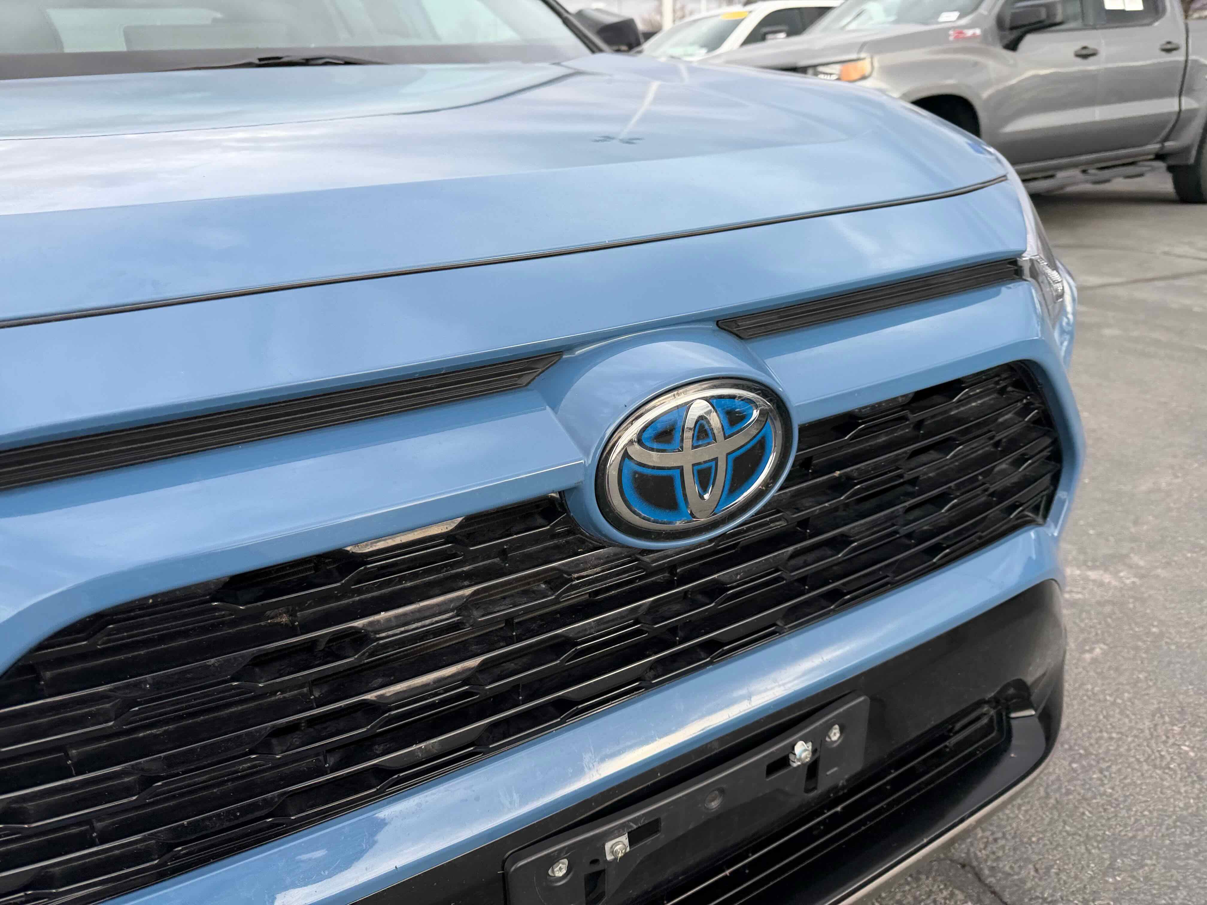 Used 2023 Toyota RAV4 XSE w/ XSE Grade Weather Package image 14