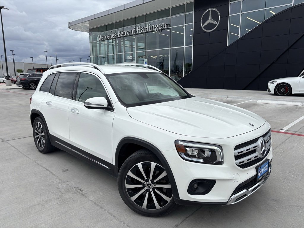 Used 2022 Mercedes-Benz GLB 250 image 1