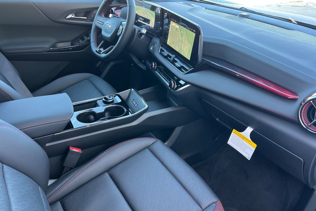 New 2026 Chevrolet Equinox RS image 13