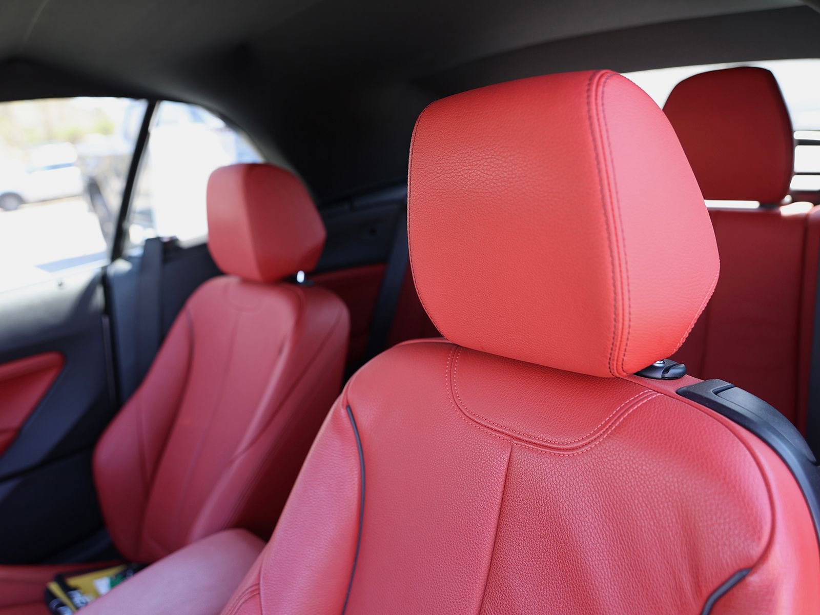 Used 2020 BMW 230i xDrive Convertible w/ Premium Package AWD/4WD image 17