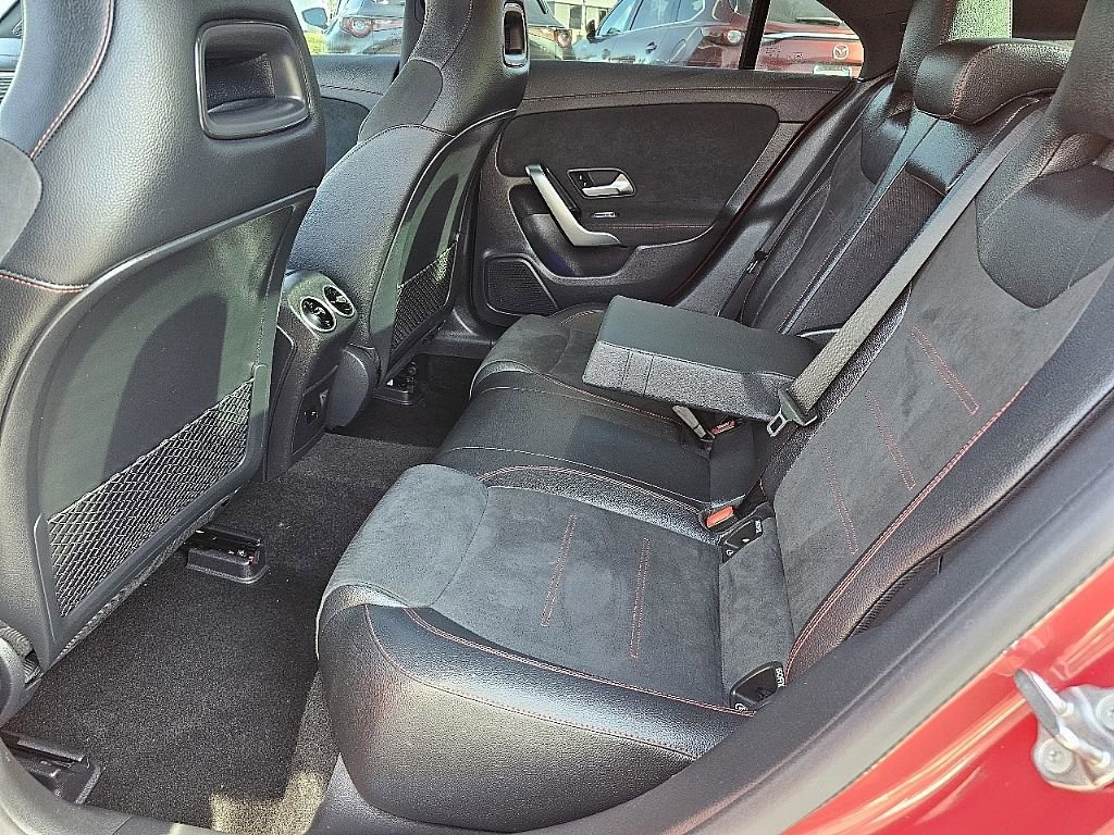 Used 2022 Mercedes-Benz CLA 250 image 21