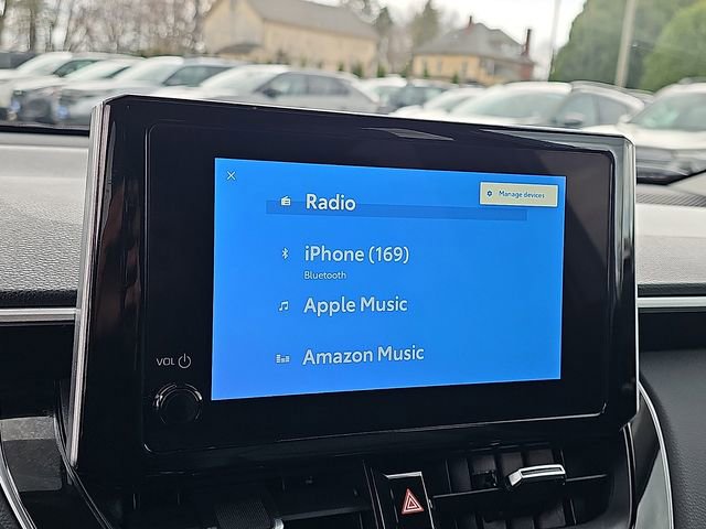 Used 2025 Toyota Corolla Cross XLE w/ Convenience Package image 25