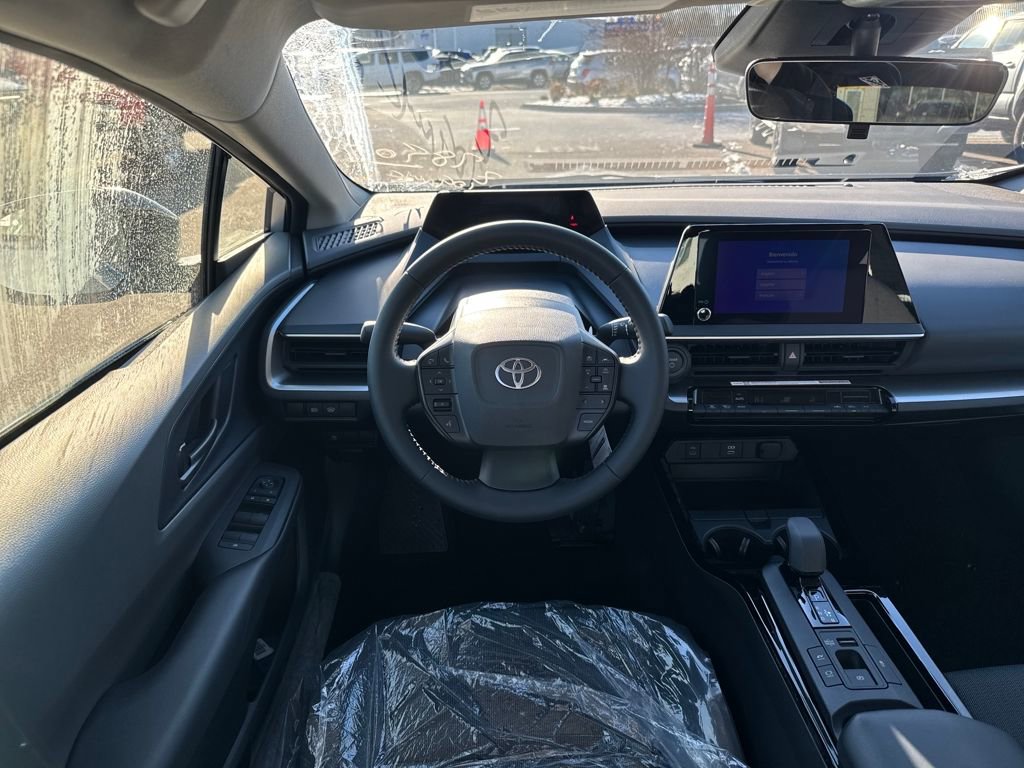 New 2026 Toyota Prius LE FWD image 11