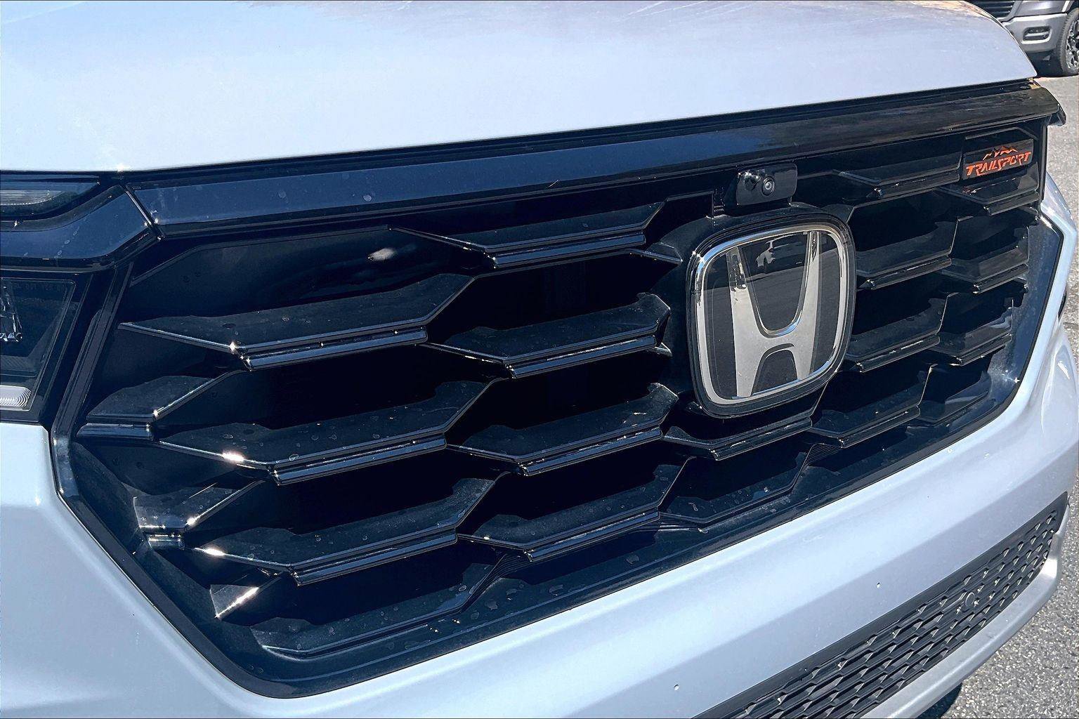 Used 2025 Honda Pilot TrailSport image 30