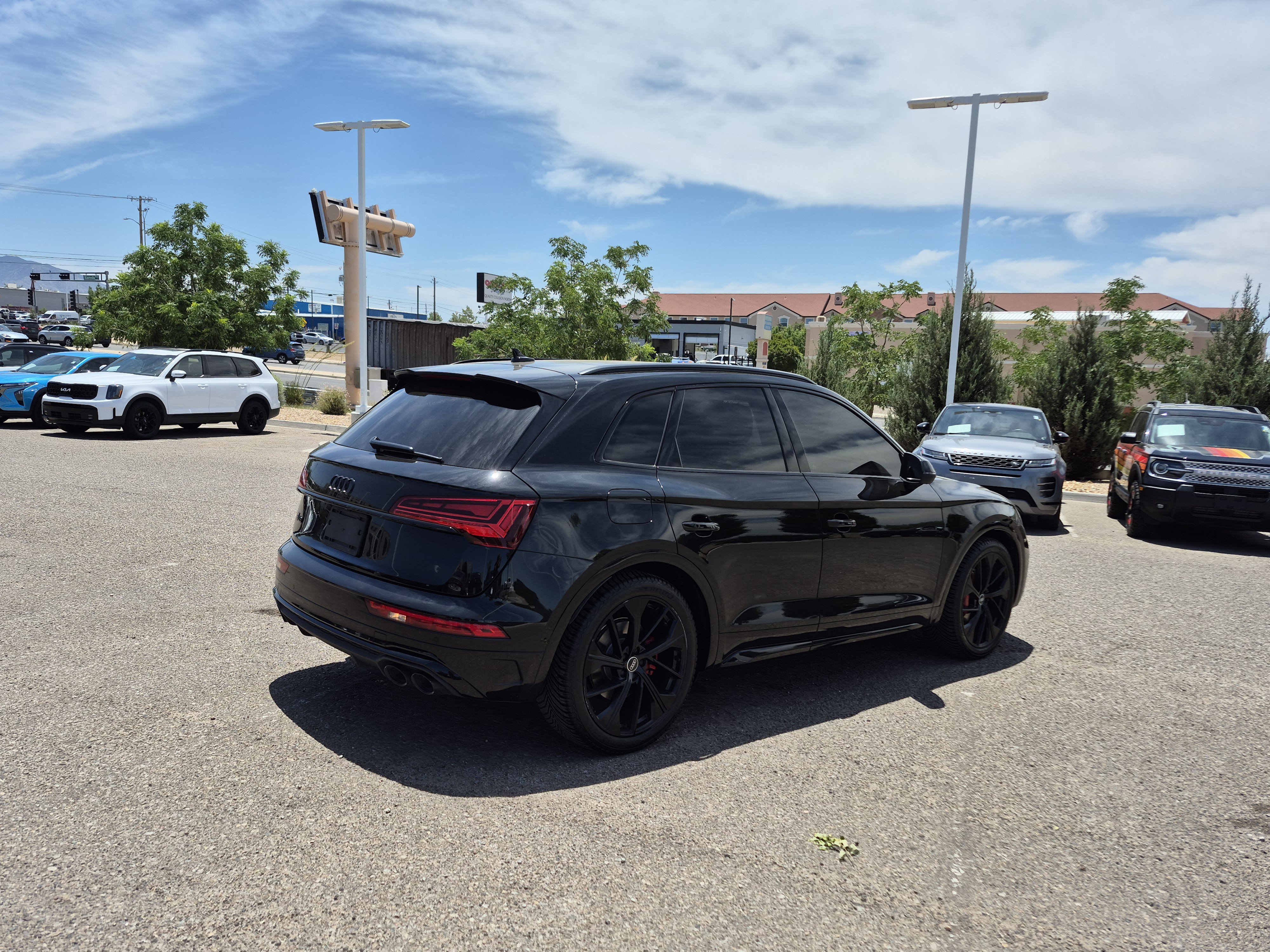 Used 2022 Audi SQ5 Premium Plus AWD/4WD image 4