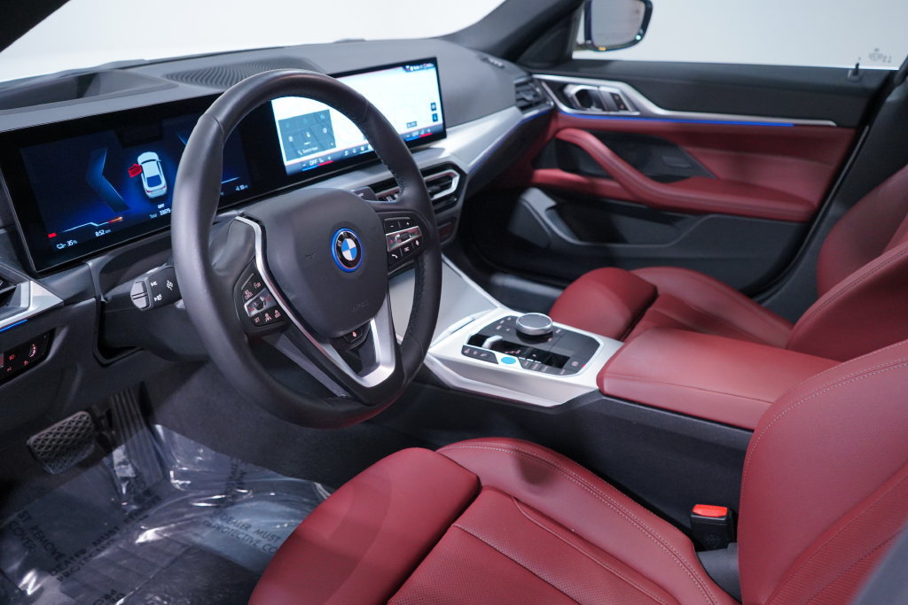 Used 2024 BMW i4 eDrive35 w/ Premium Package RWD image 6
