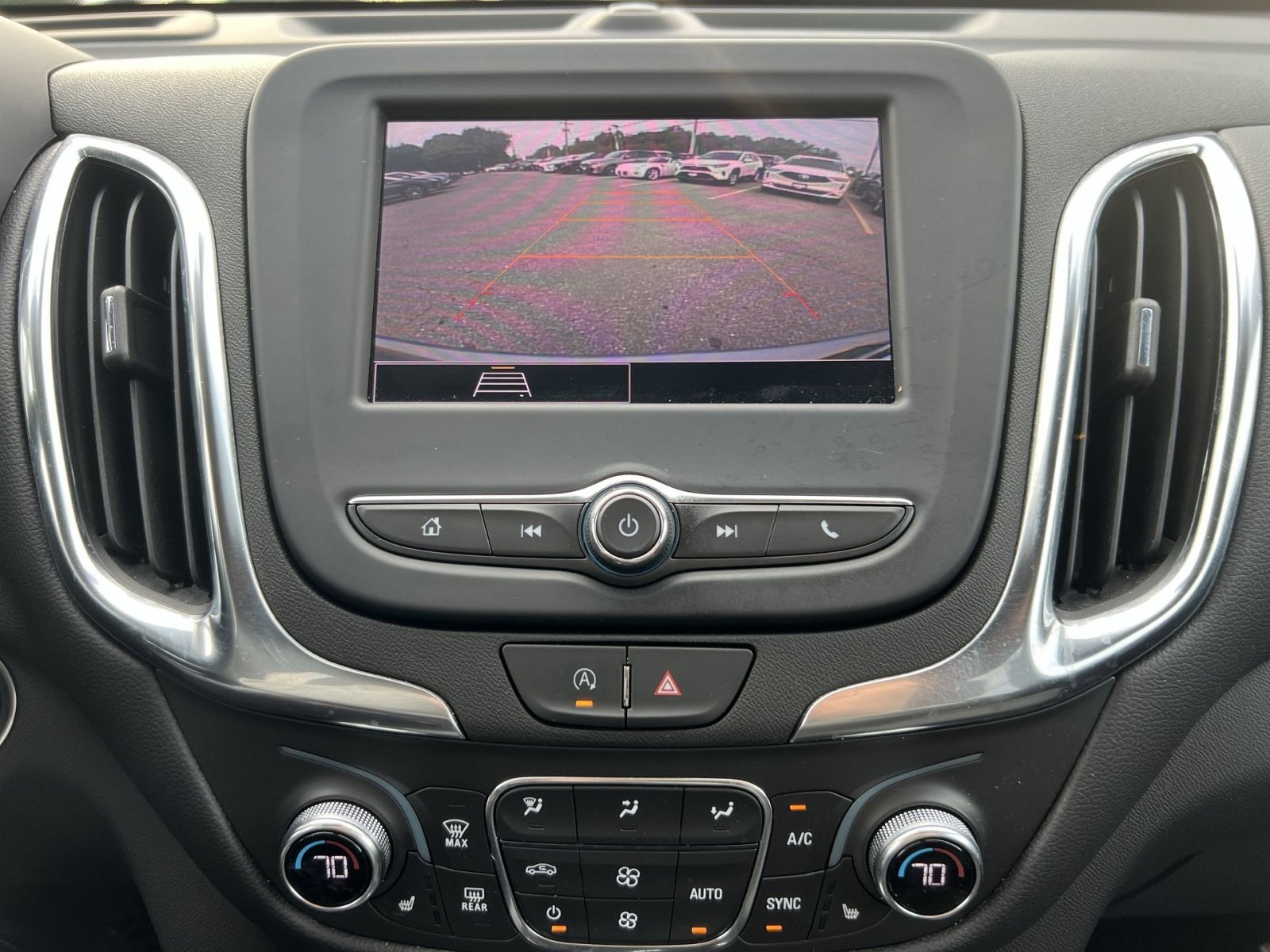 Used 2024 Chevrolet Equinox LT AWD/4WD image 19