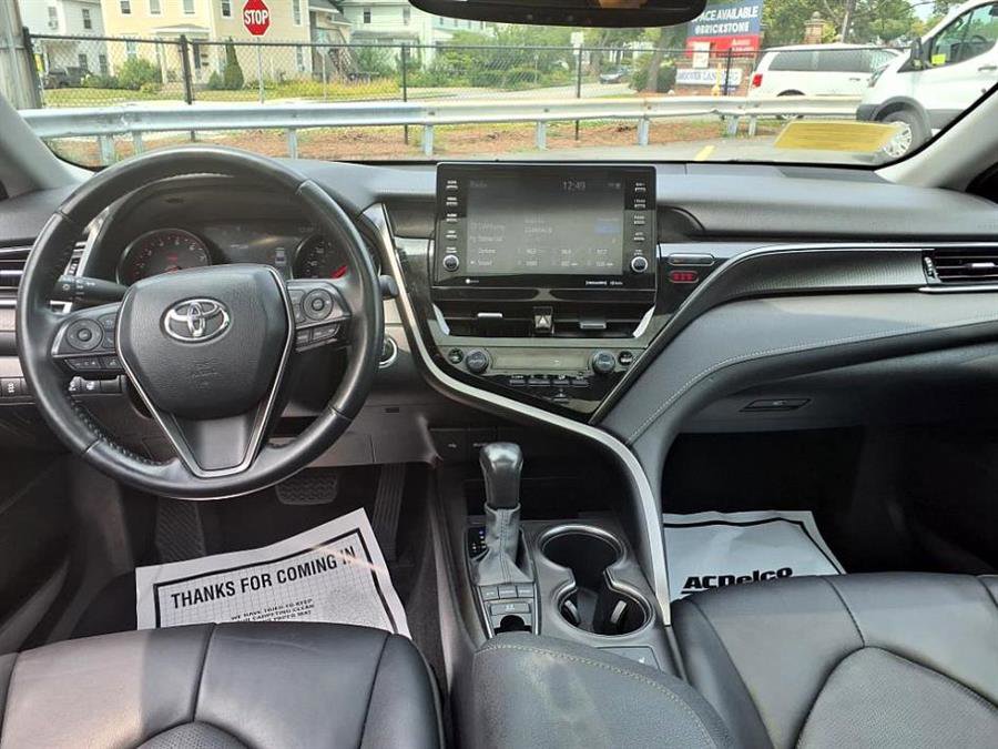 Used 2021 Toyota Camry XSE image 22