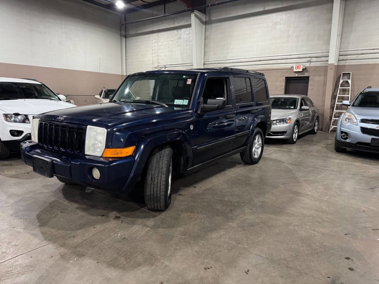 Used 2006 Jeep Commander 4WD image 9