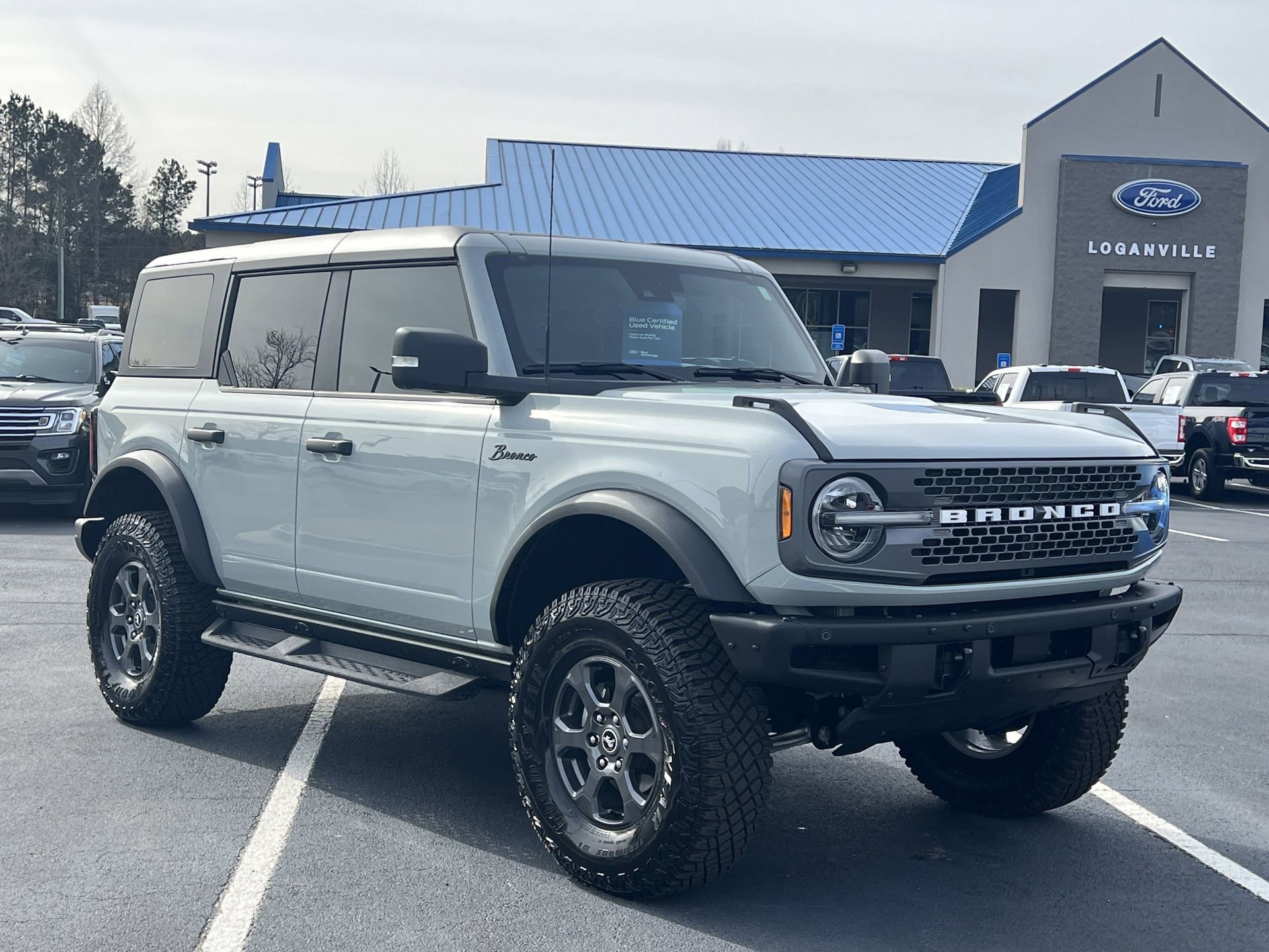 Certified 2024 Ford Bronco Badlands image 4