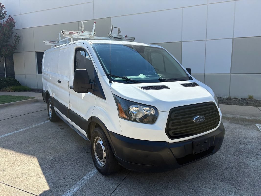 Used 2019 Ford Transit 150 130 Low Roof RWD image 4