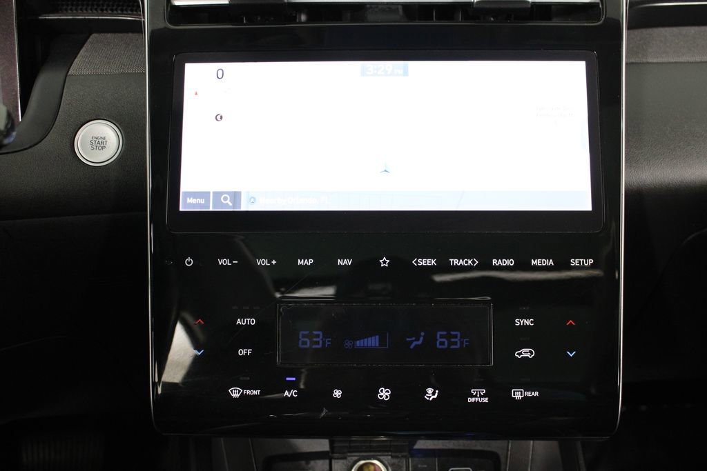 Certified 2024 Hyundai Tucson Limited FWD image 9