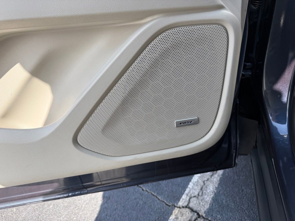 Used 2018 GMC Terrain Denali w/ Comfort Package image 11