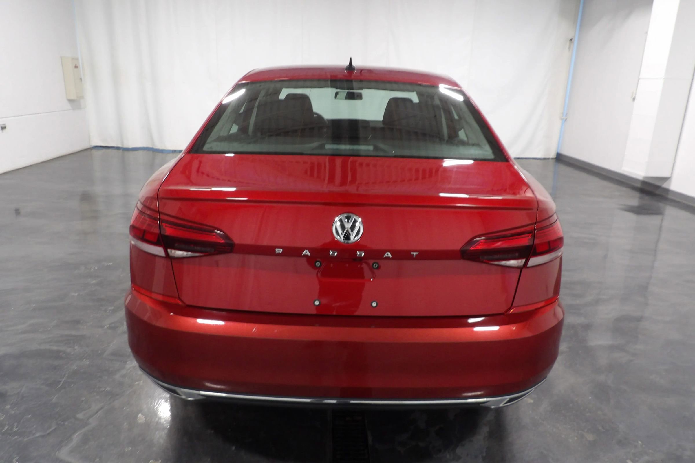 Used 2021 Volkswagen Passat 2.0T S FWD image 5
