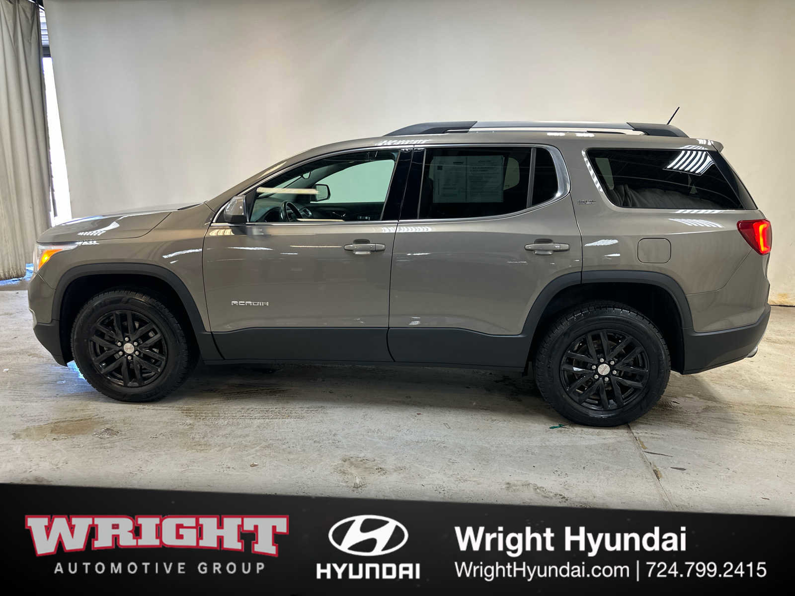 Used 2019 GMC Acadia SLT AWD/4WD image 7