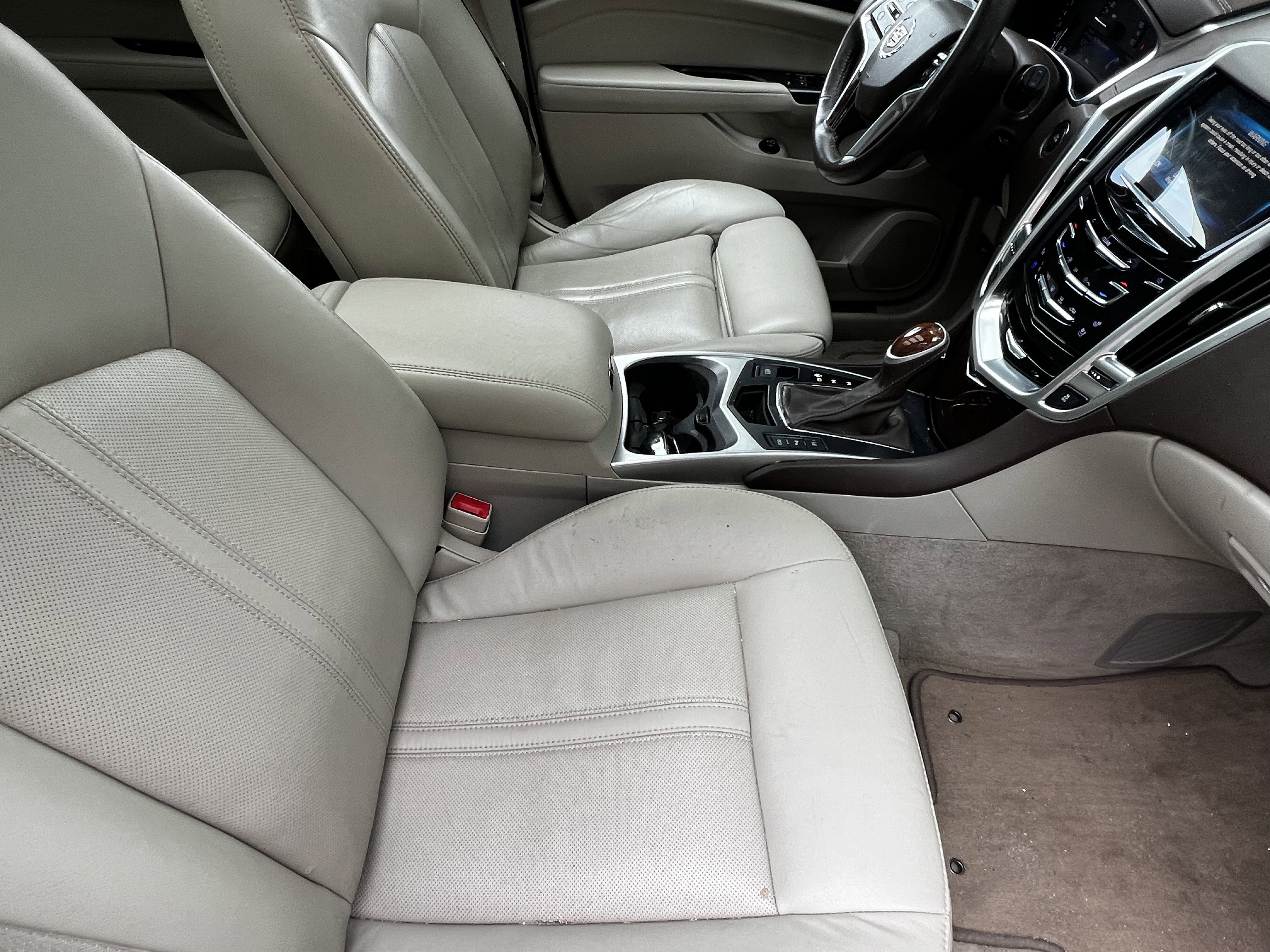 Used 2016 Cadillac SRX Premium AWD/4WD image 41