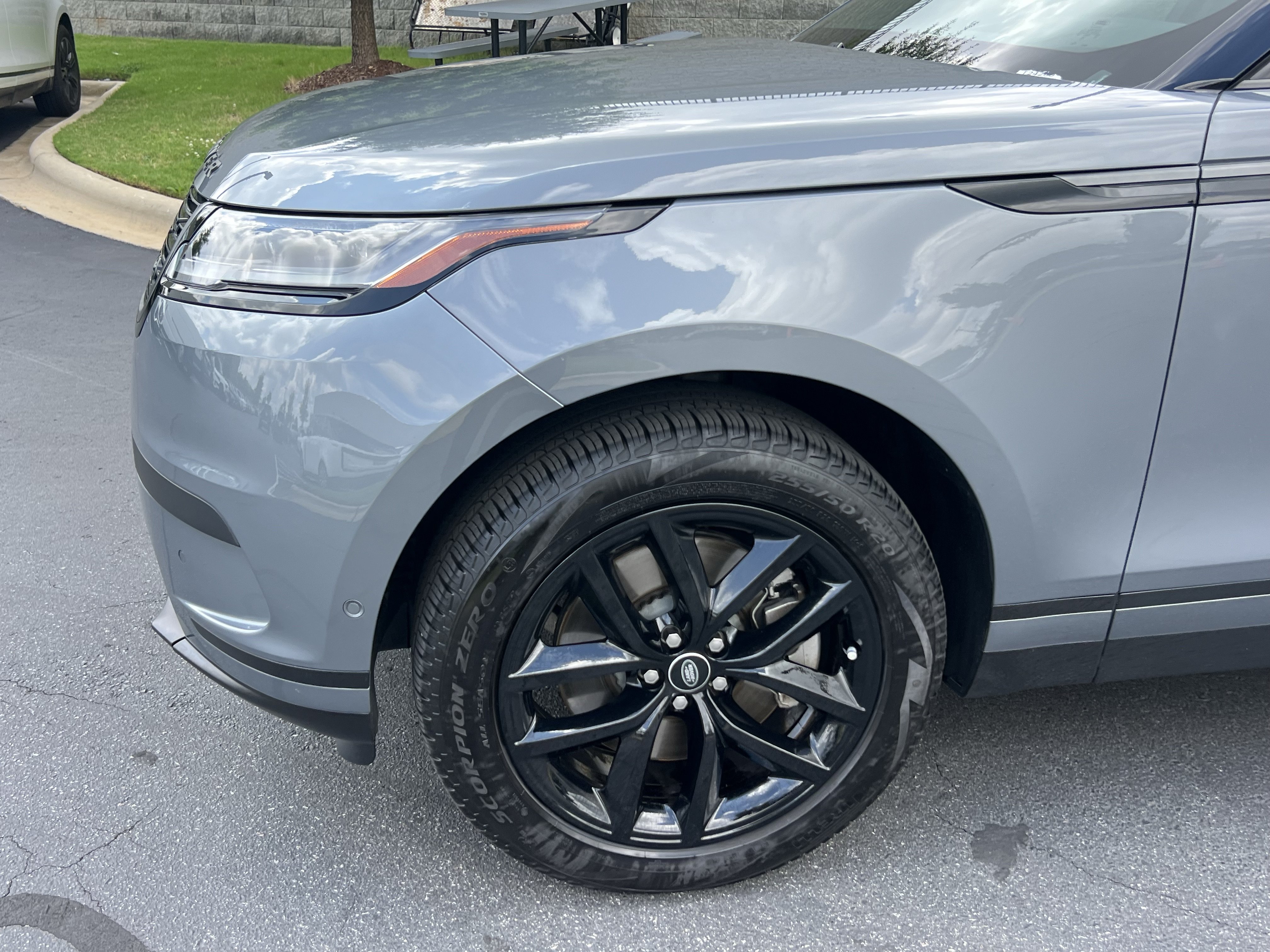 Certified 2026 Land Rover Range Rover Velar S AWD/4WD image 13