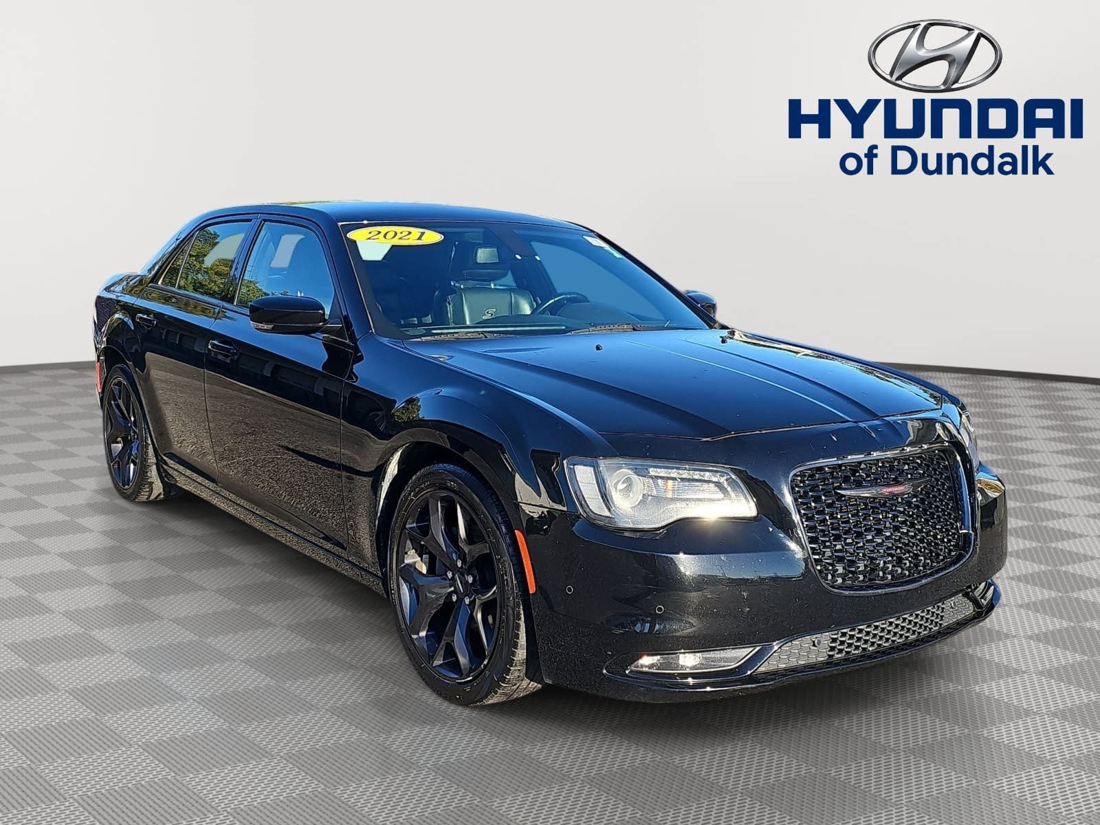 Used 2021 Chrysler 300 S RWD image 1