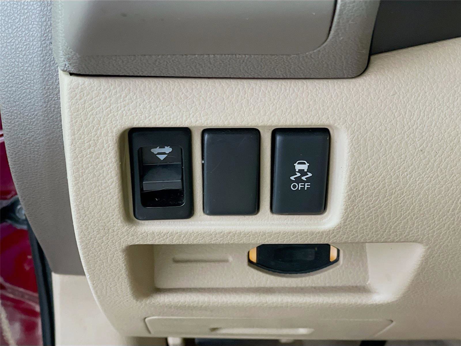 Used 2012 Nissan Altima 2.5 SL w/ 2.5SL Pkg image 14