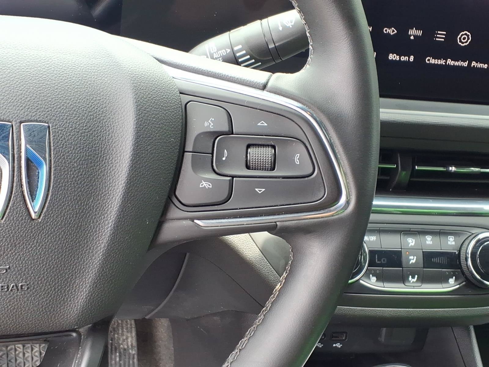 Used 2025 Buick Envista Preferred w/ Convenience I Package FWD image 19