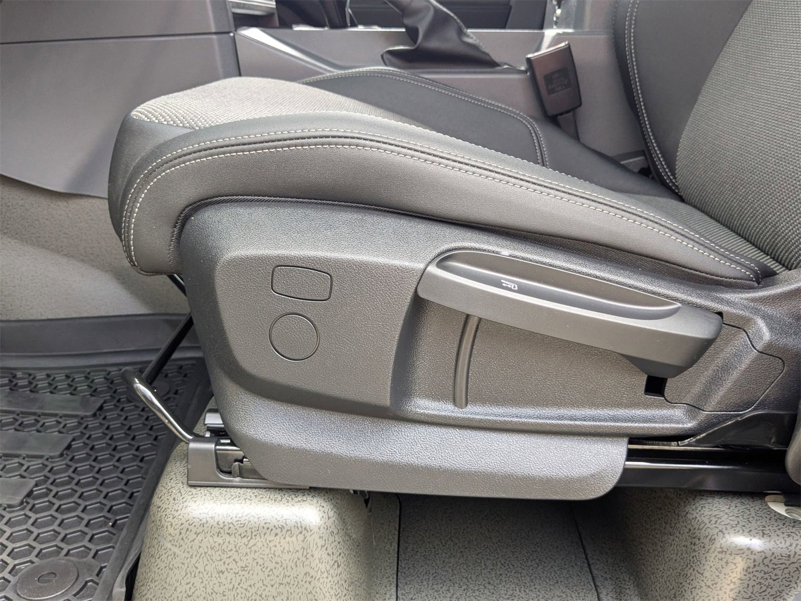 Used 2024 INEOS Grenadier image 15