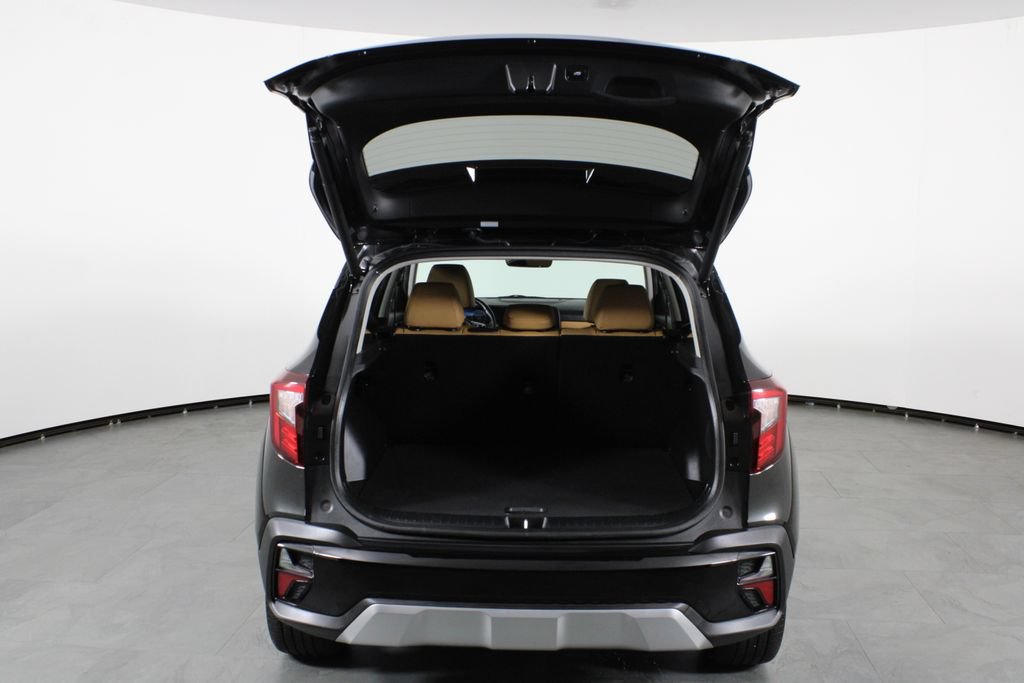 Used 2024 Kia Seltos SX w/ SX Sunroof Package AWD/4WD image 17
