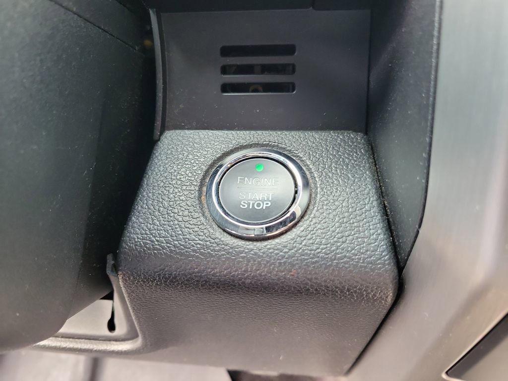 Used 2017 Ford F150 Platinum w/ Equipment Group 701A Luxury RWD image 25