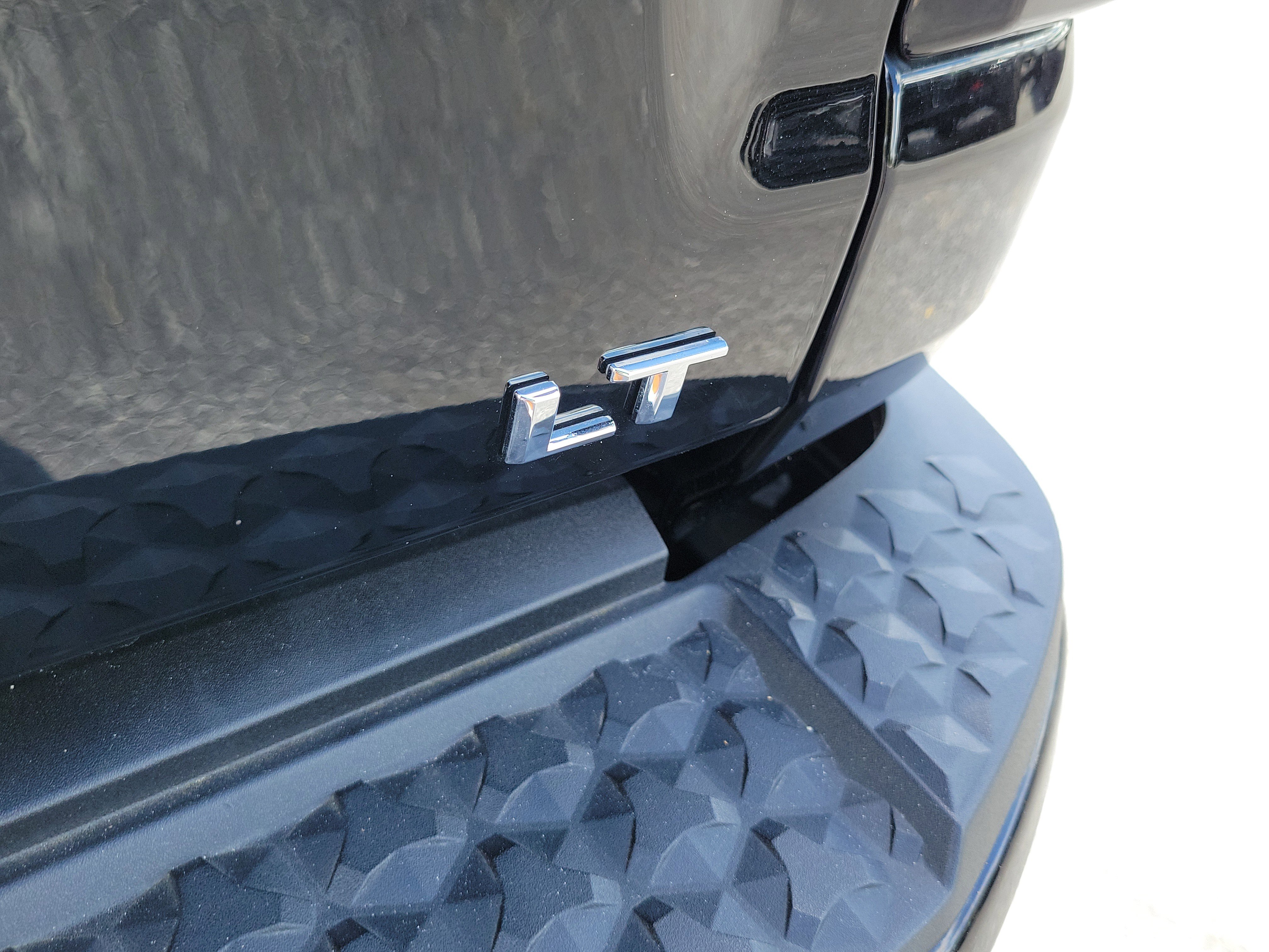 Used 2023 Chevrolet Colorado LT w/ LT Convenience Package II image 10