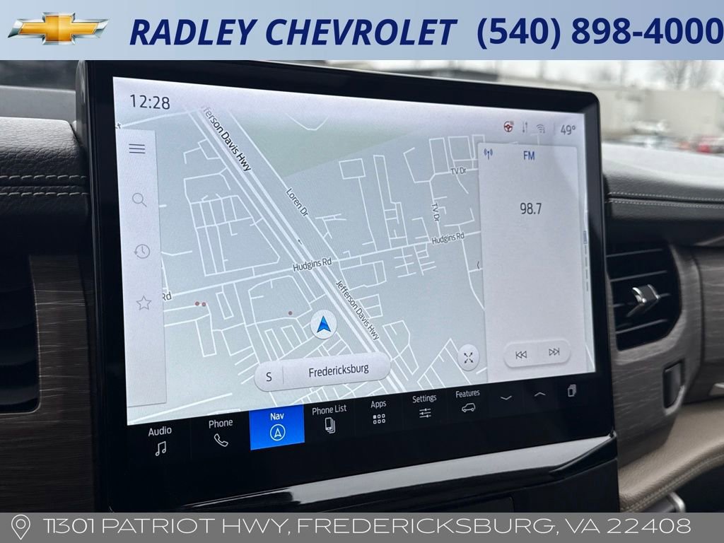 Used 2024 Ford Expedition Limited image 8