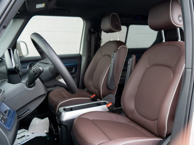 New 2025 Volkswagen ID. Buzz Pro S image 8