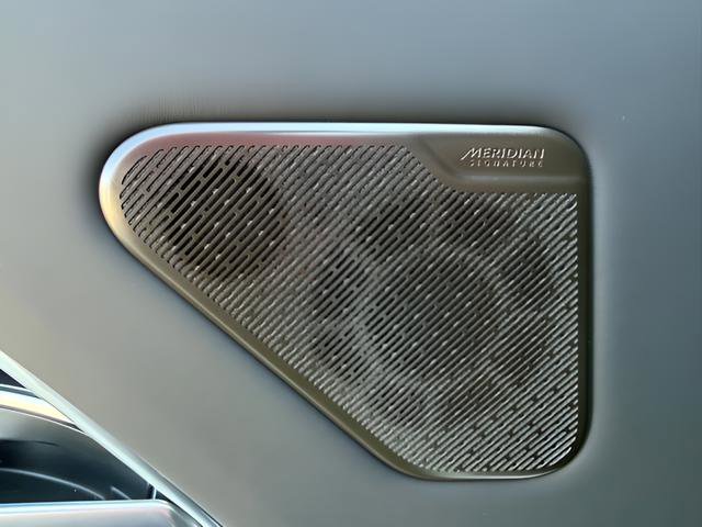 Certified 2024 Land Rover Range Rover Long Wheelbase Autobiography image 27