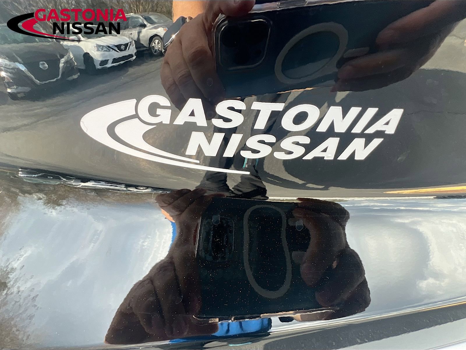 Used 2025 Nissan Pathfinder Platinum w/ Cargo Package image 43