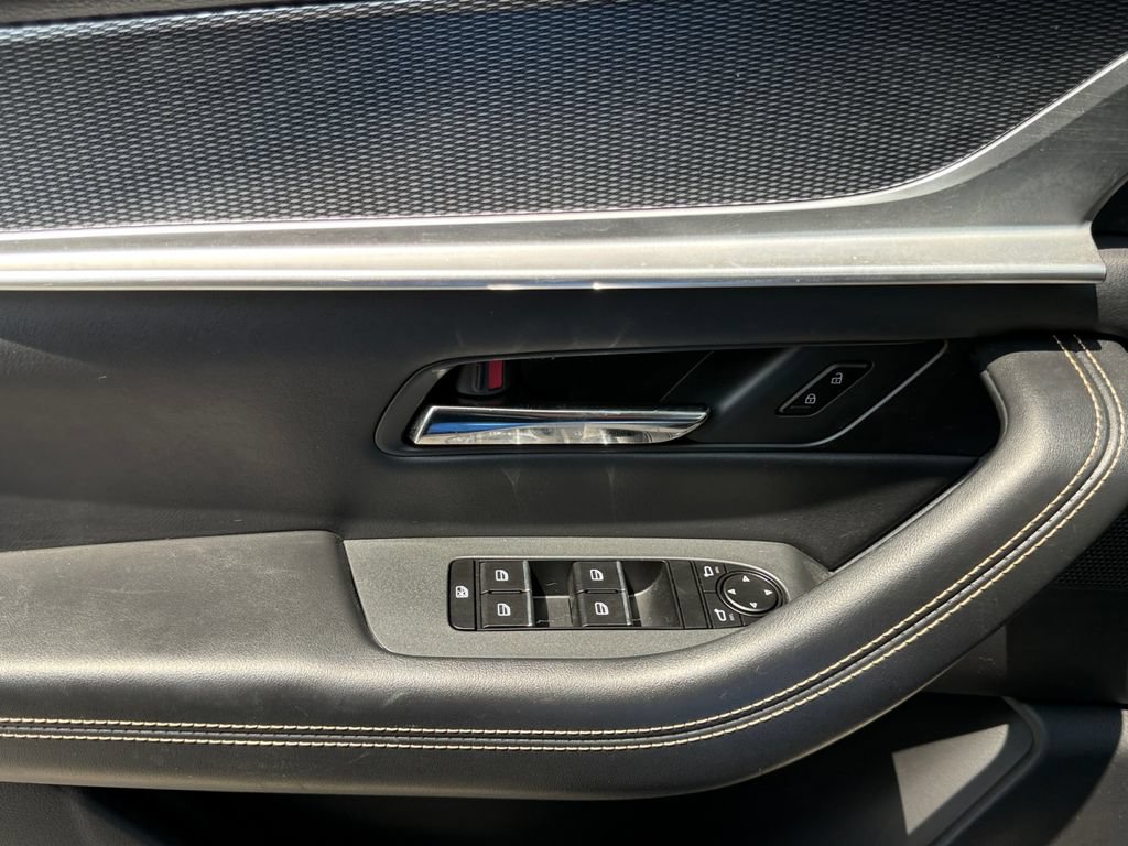 Used 2024 MAZDA CX-90 Plug-In Hybrid w/ Premium Pkg AWD/4WD image 11