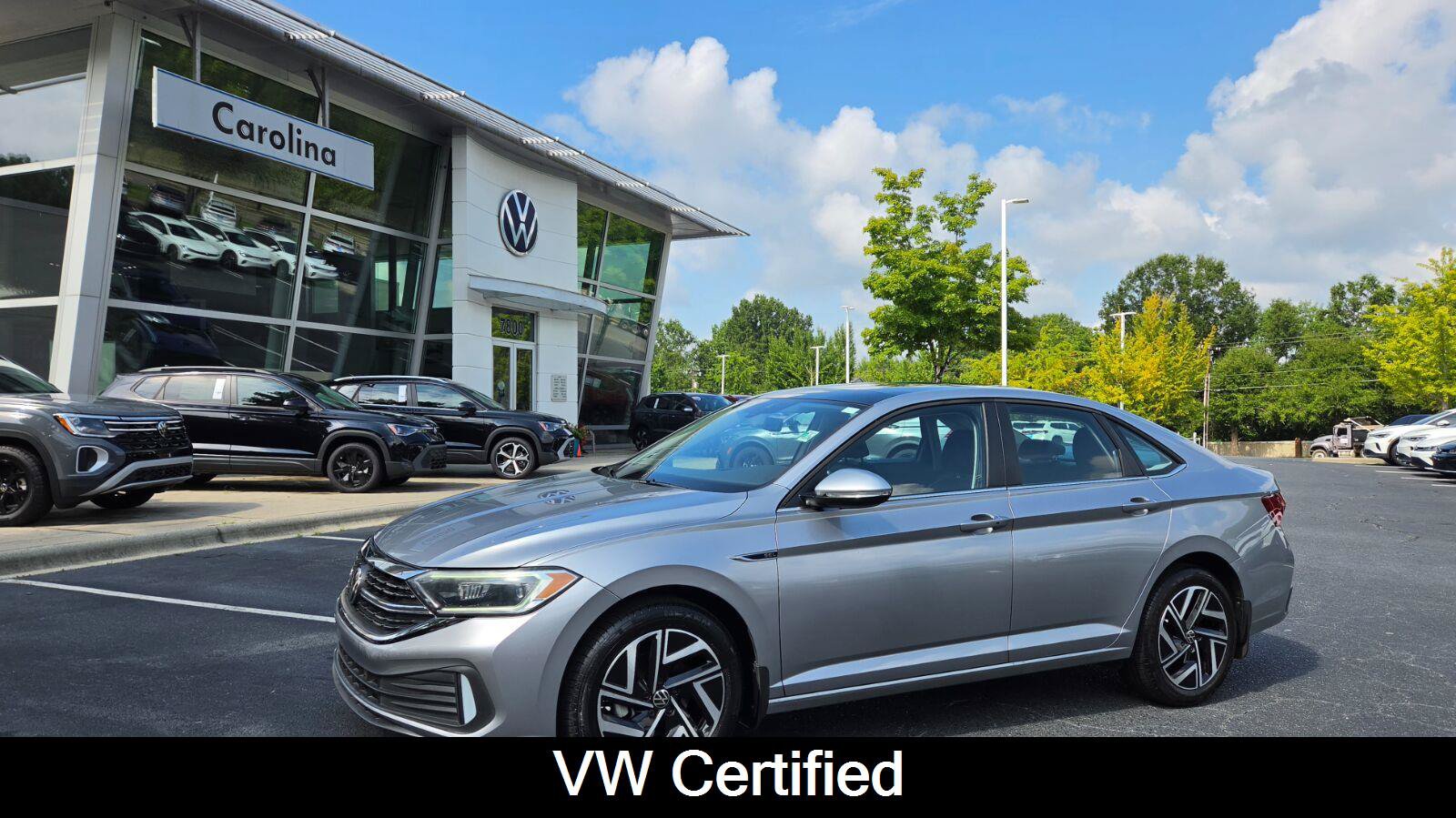 Certified 2023 Volkswagen Jetta SEL FWD image 1