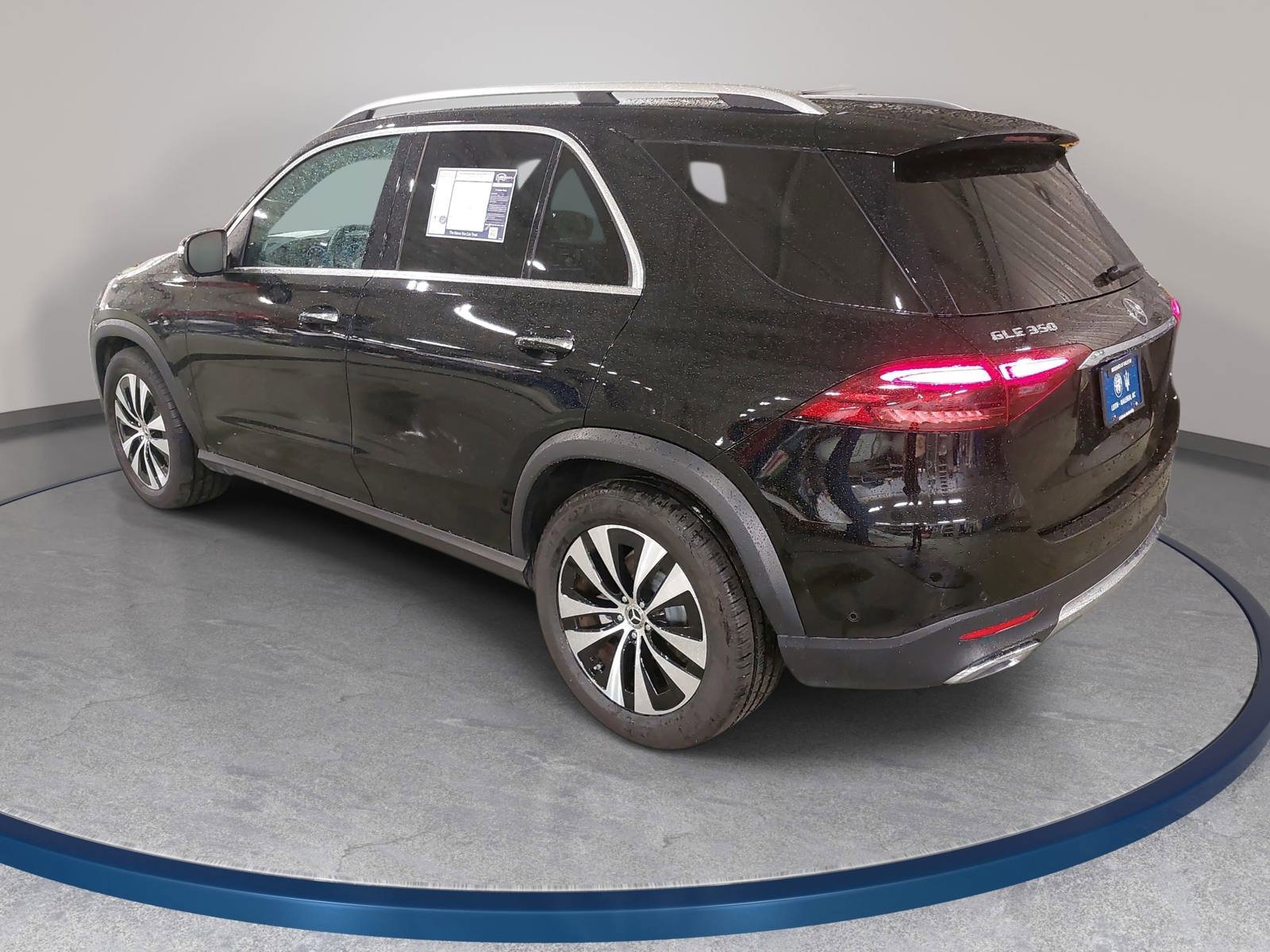 Used 2024 Mercedes-Benz GLE 350 4MATIC image 7
