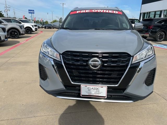 Used 2021 Nissan Kicks SV FWD image 2