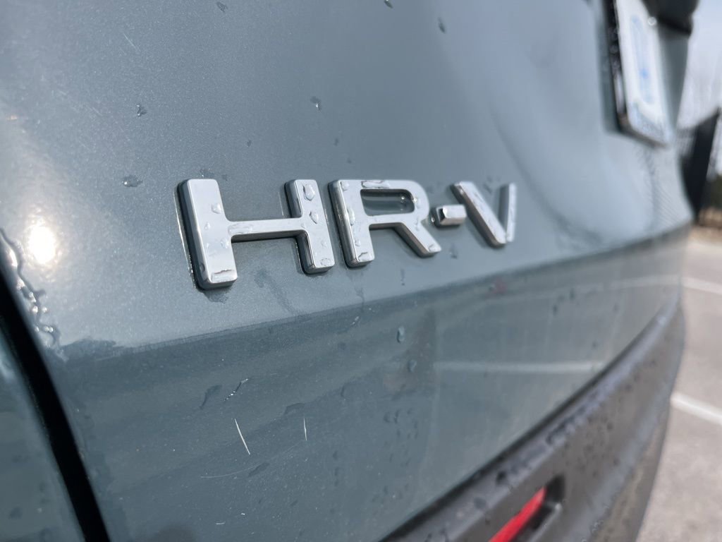 Certified 2025 Honda HR-V LX image 8