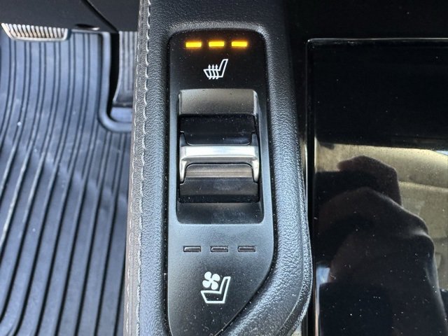 Used 2020 Kia Telluride EX w/ EX Premium Package image 17