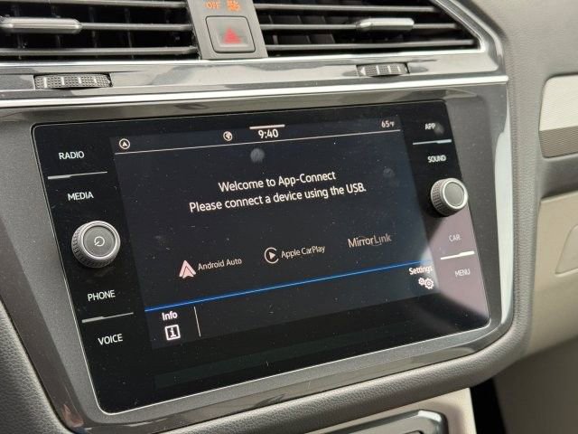 Certified 2023 Volkswagen Tiguan SE image 25