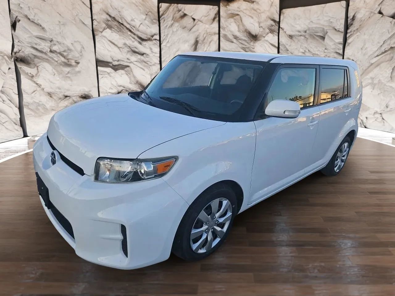 Used 2012 Scion xB image 1