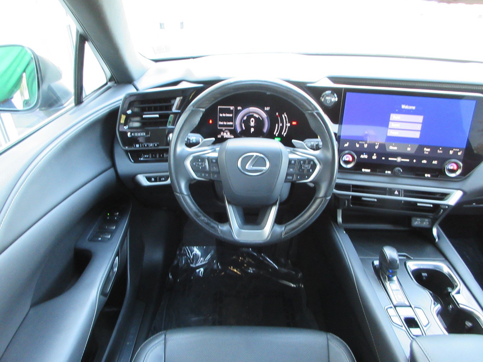 Used 2024 Lexus RX 350h w/ Accessory Package (Z1) AWD/4WD image 30