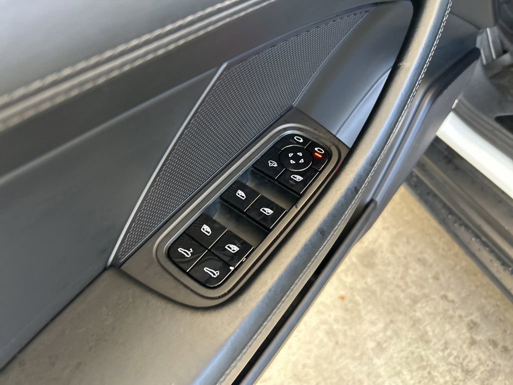 Used 2020 Porsche Panamera GTS image 46