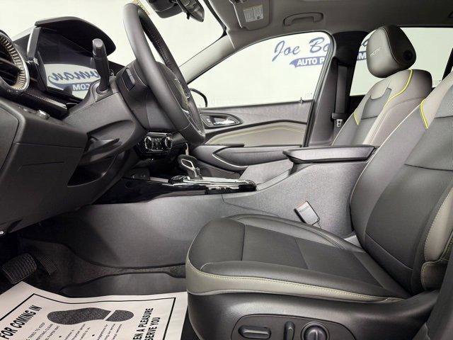 New 2025 Chevrolet Trax ACTIV w/ Sunroof Package image 12