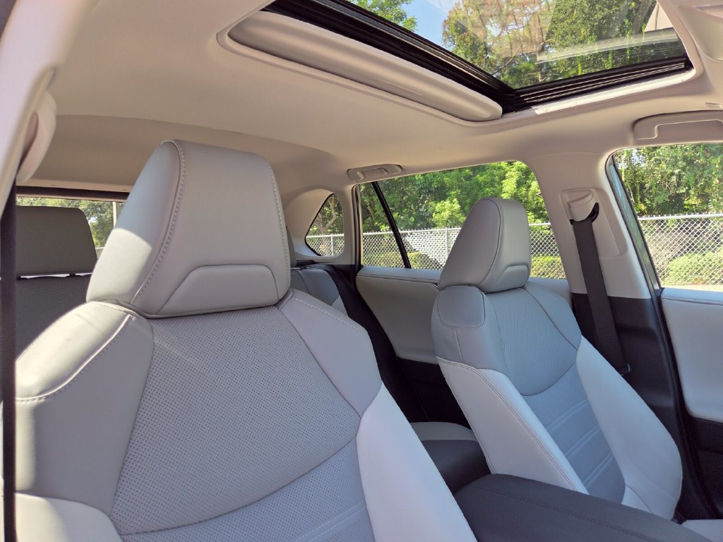 Certified 2023 Toyota RAV4 Limited FWD image 15