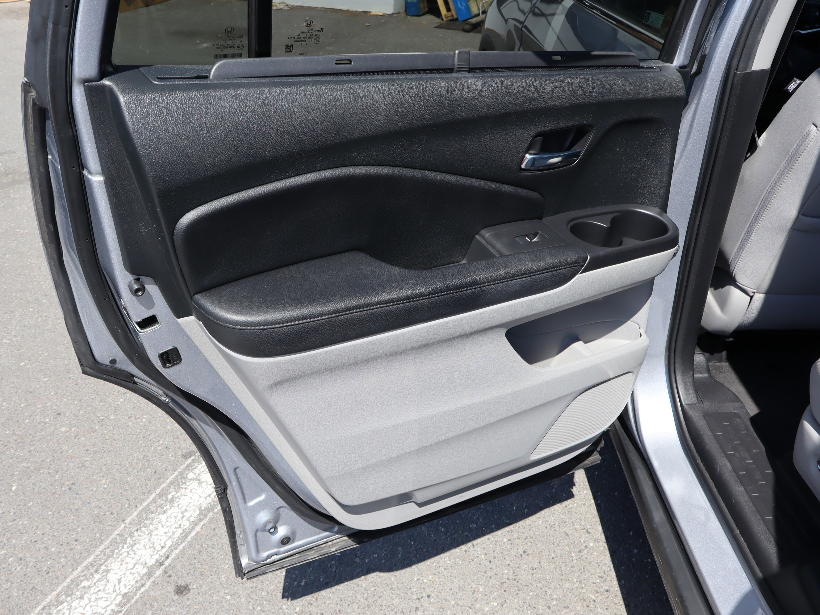 Used 2022 Honda Pilot Touring image 32