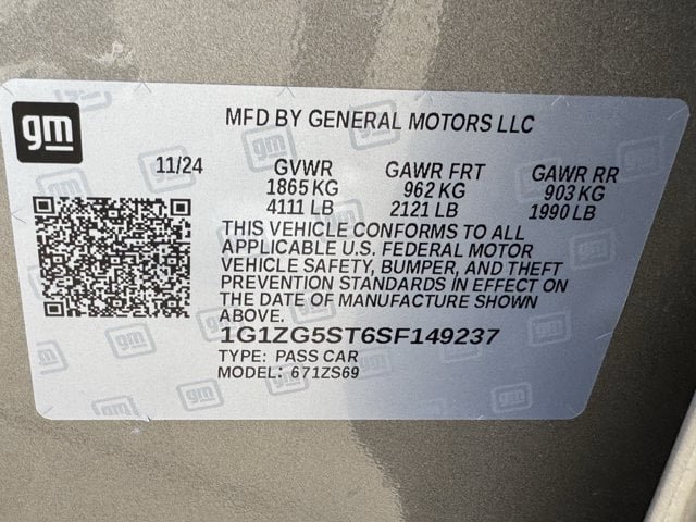 Used 2025 Chevrolet Malibu RS FWD image 32