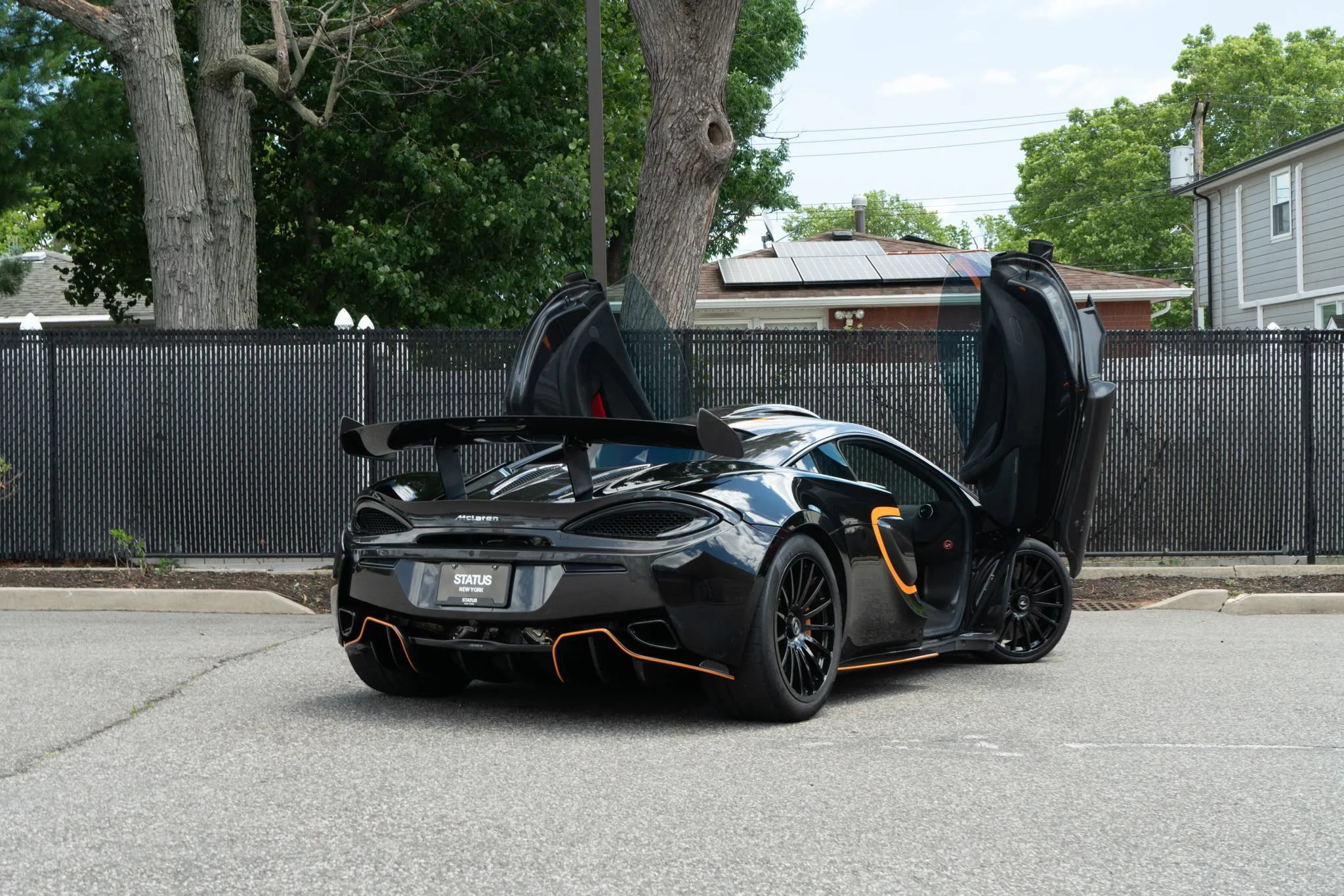 Used 2020 McLaren 620R RWD image 35