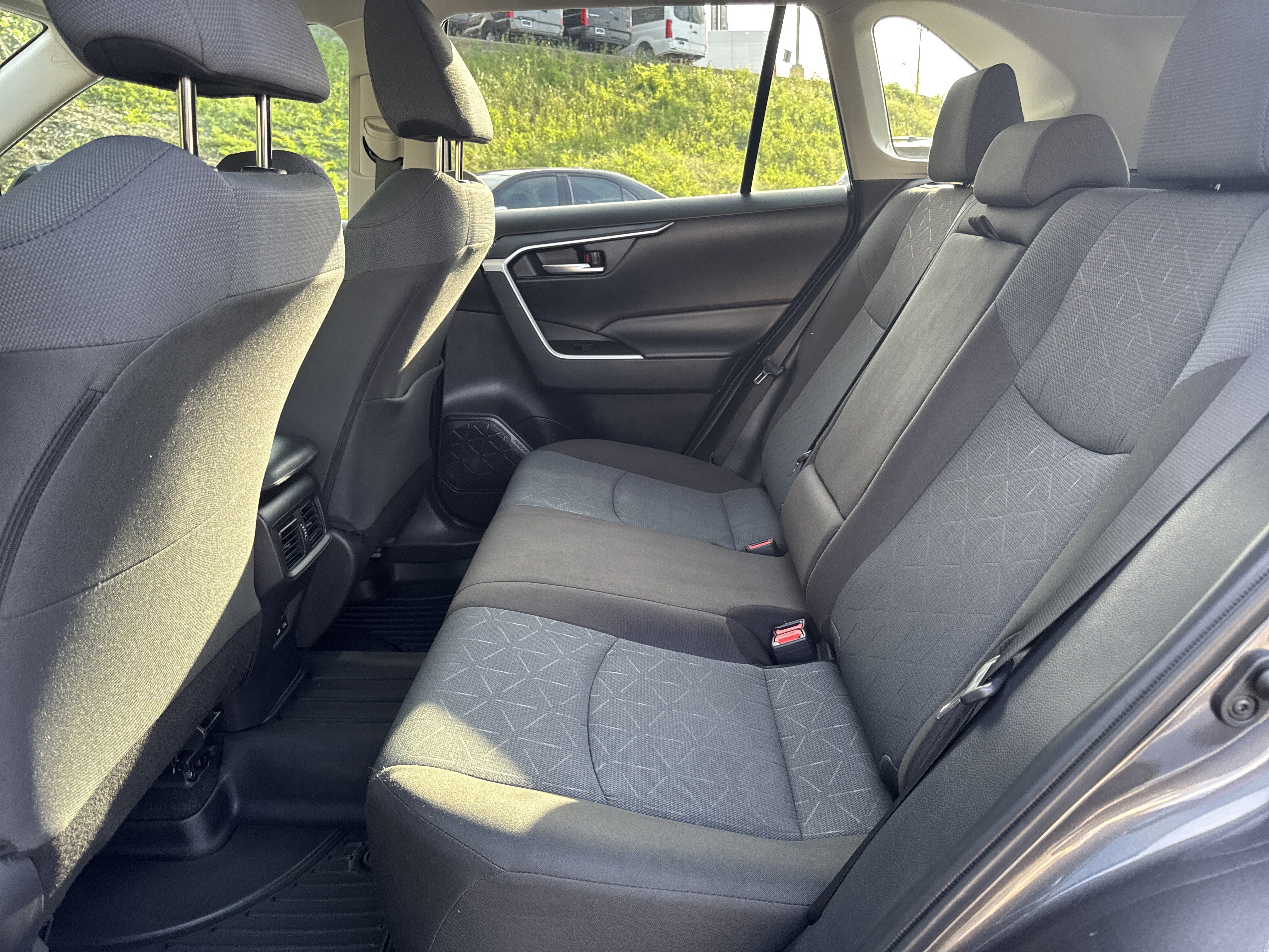 Used 2024 Toyota RAV4 XLE FWD image 26